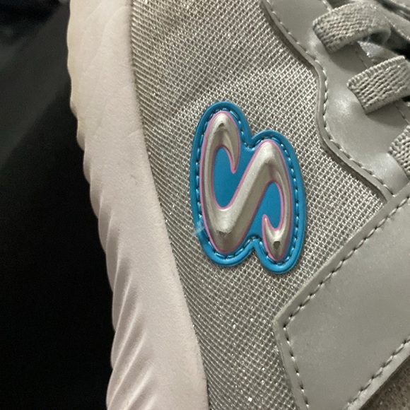 Skechers Gray Sneakers with Pink Insole GIRLS SIZE 4 HOOK LOOP CLOSURE GLITTER - Picture 4 of 10